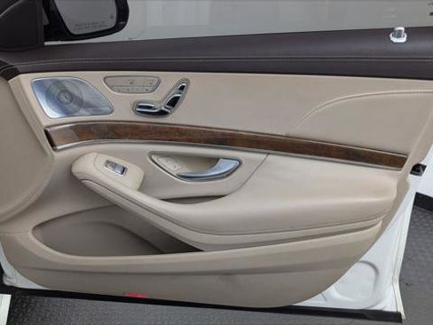 Used 2014 Mercedes-Benz S 550 Sedan w/ Sport Package Plus One image 22