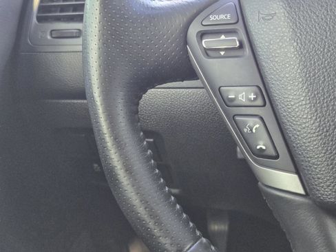 Used 2014 Nissan Murano SV FWD image 25