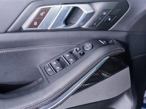 Used 2024 BMW X5 M60i w/ Climate Comfort Package image 41