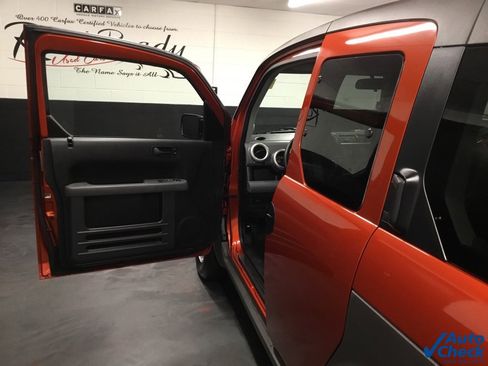 Used 2004 Honda Element EX image 19