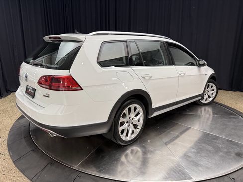 Used 2017 Volkswagen Golf Alltrack SEL AWD/4WD image 9