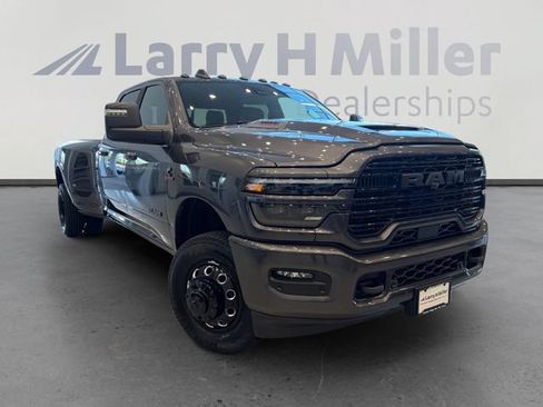 New 2026 RAM 3500 Laramie w/ Night Edition AWD/4WD image 7