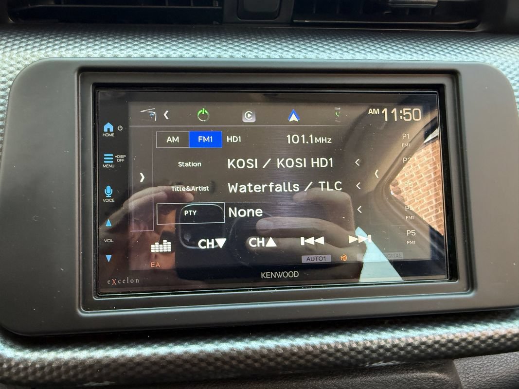 Used 2020 Nissan Kicks S FWD image 33