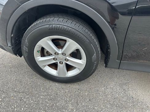 Used 2014 Toyota RAV4 XLE image 10