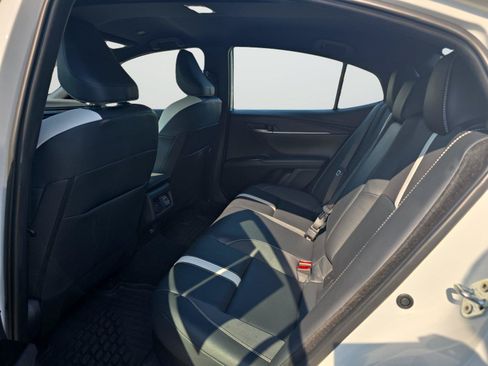 Used 2025 Toyota Camry SE FWD image 20