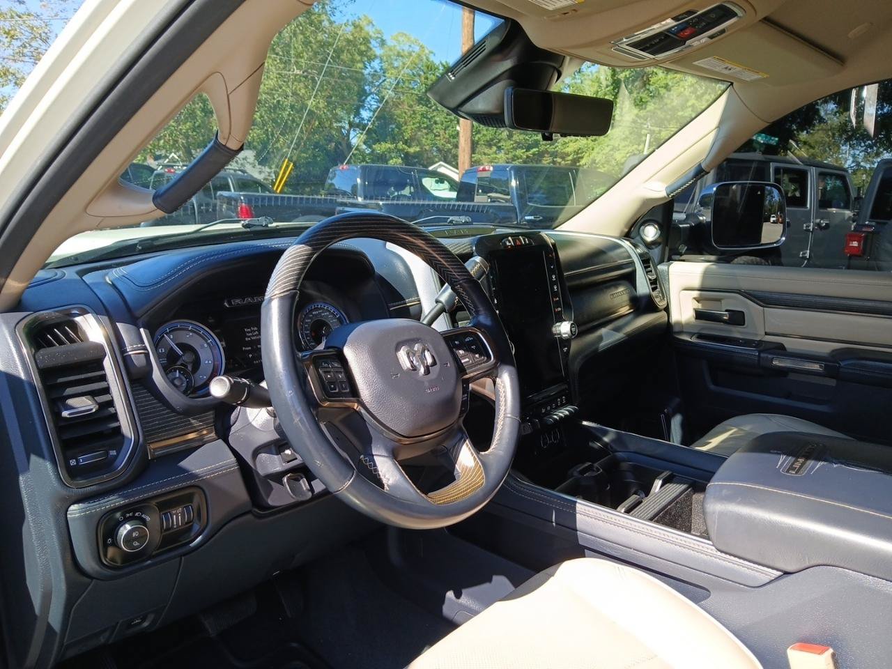 Used 2021 RAM 2500 Limited AWD/4WD image 19