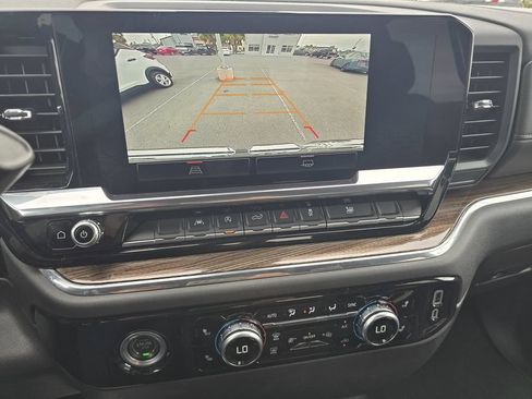 Used 2024 GMC Sierra 1500 Elevation AWD/4WD image 25