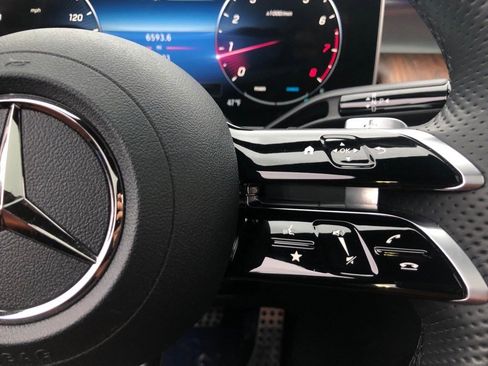 Certified 2023 Mercedes-Benz GLC 300 4MATIC image 24