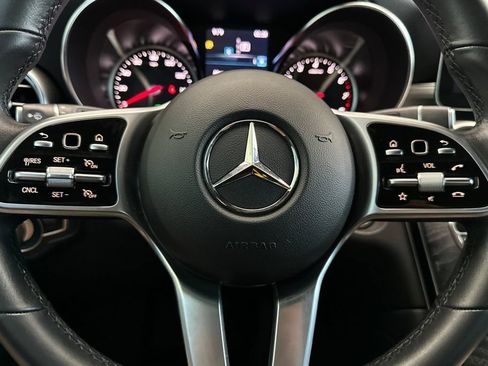 Used 2022 Mercedes-Benz GLC 300 4MATIC image 23