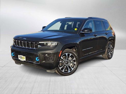 Used 2023 Jeep Grand Cherokee Overland w/ Advanced Protech Group III image 1