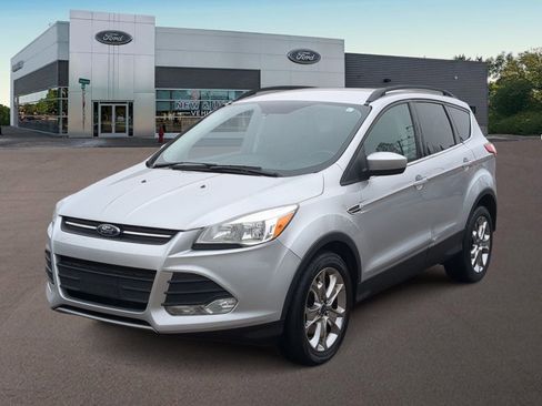 Used 2016 Ford Escape SE w/ SE Leather Comfort Package image 5