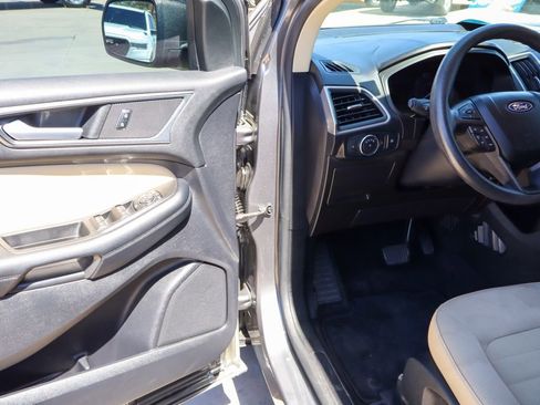 Used 2022 Ford Edge SE AWD/4WD image 13