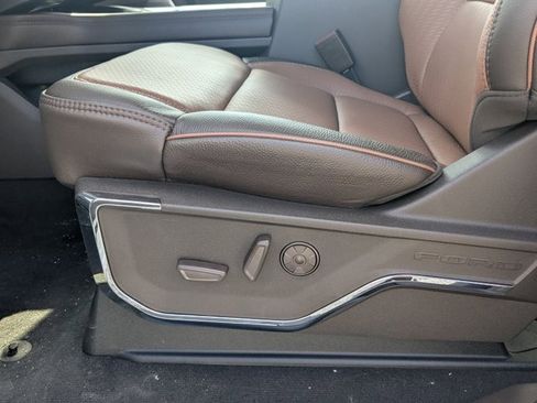 New 2026 Ford F450 King Ranch w/ FX4 Off-Road Package image 21