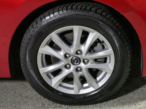 Used 2018 MAZDA MAZDA3 Sport image 15