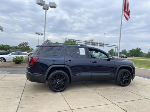 Used 2022 GMC Acadia SLE w/ Elevation Edition FWD image 12
