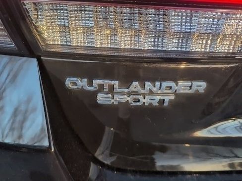 Used 2024 Mitsubishi Outlander Sport SE image 6