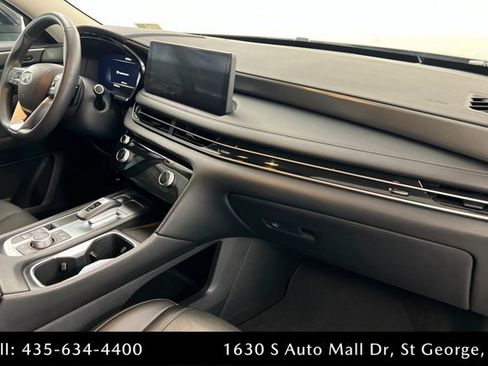 Used 2025 INFINITI QX60 Luxe AWD/4WD image 25