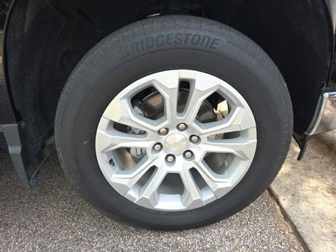 Used 2023 Chevrolet Silverado 1500 LTZ w/ LTZ Premium Package image 45