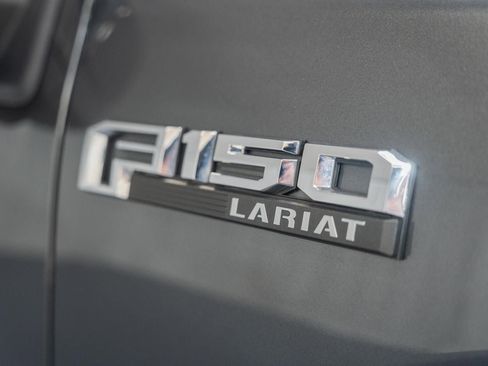 Used 2020 Ford F150 Lariat w/ Equipment Group 502A Luxury AWD/4WD image 13