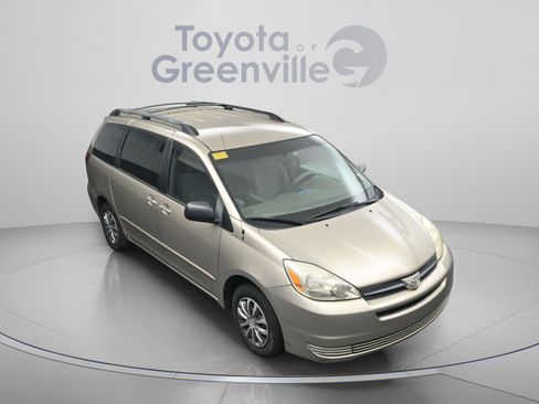 Used 2004 Toyota Sienna CE image 20