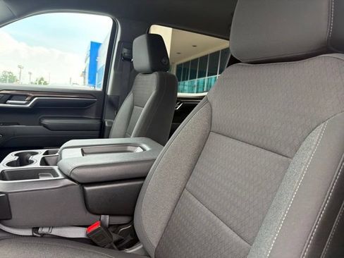 Used 2024 Chevrolet Silverado 1500 LT AWD/4WD image 13
