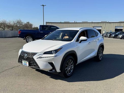 Used 2019 Lexus NX 300 FWD image 5