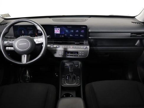 Used 2024 Hyundai Kona SEL AWD/4WD image 13