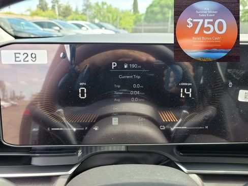 New 2026 Kia Carnival EX FWD image 11