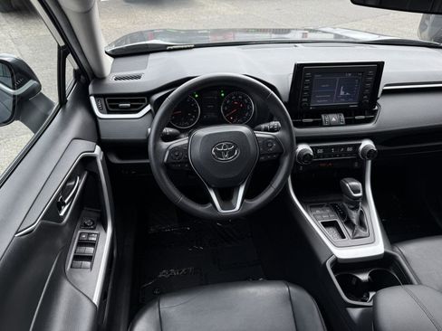 Certified 2021 Toyota RAV4 XLE Premium FWD image 19