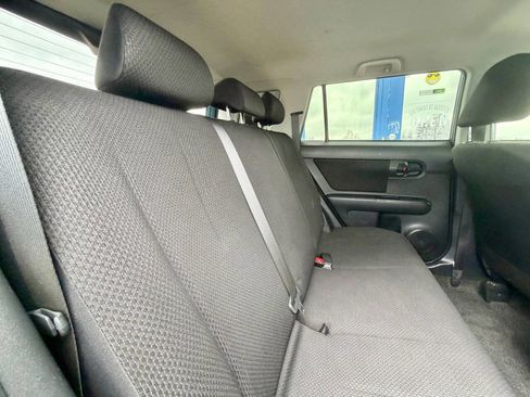 Used 2009 Scion xB FWD image 34