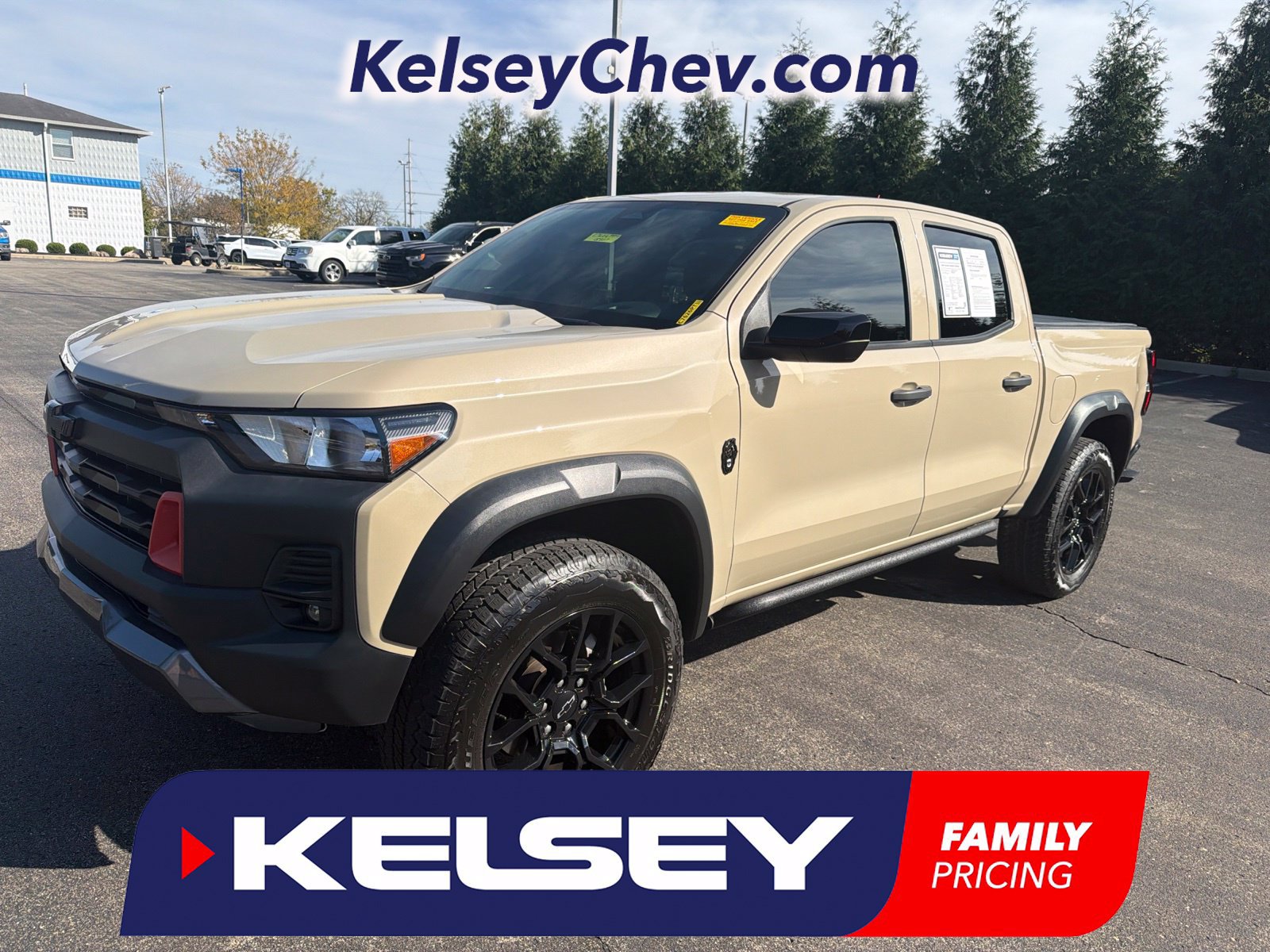 Used 2024 Chevrolet Colorado Trail Boss w/ LPO, Dark Essentials Package AWD/4WD image 1