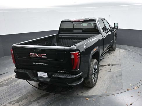 Used 2026 GMC Sierra 2500 Denali w/ Denali Reserve Package AWD/4WD image 36