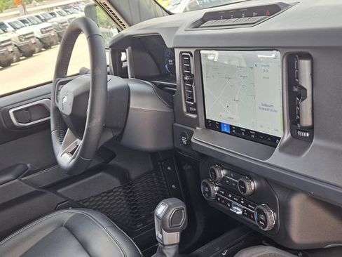 New 2026 Ford Bronco Badlands AWD/4WD image 8