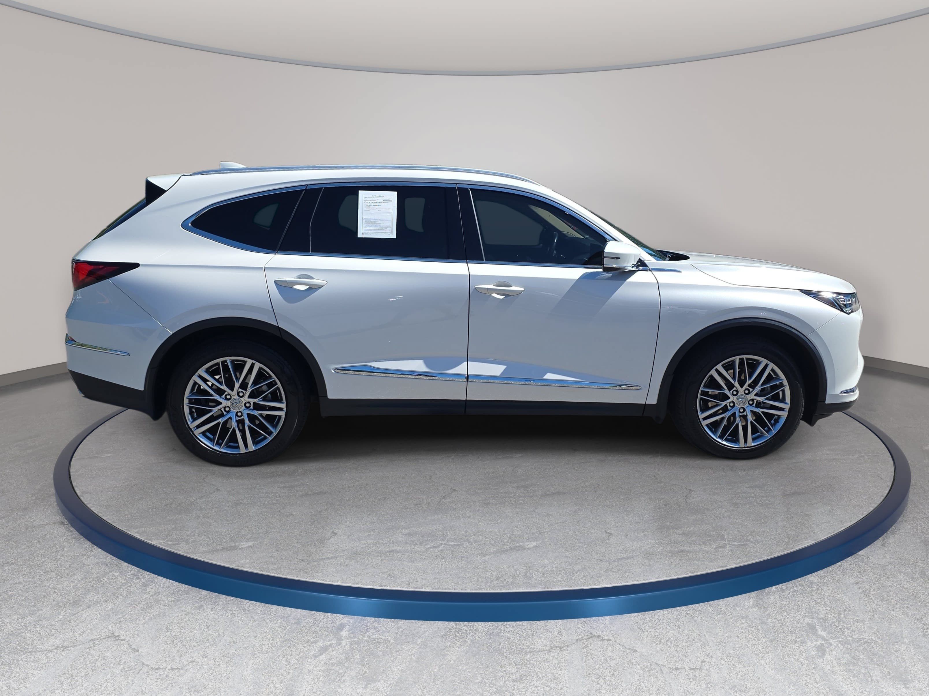 Certified 2023 Acura MDX w/ Advance Package AWD/4WD image 4
