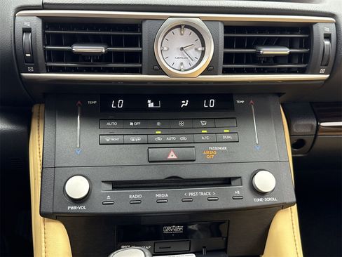 Used 2015 Lexus RC 350 image 28