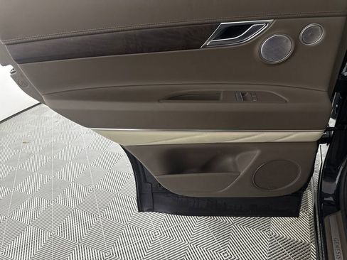 Used 2023 Genesis GV80 2.5T w/ Advanced Package image 10