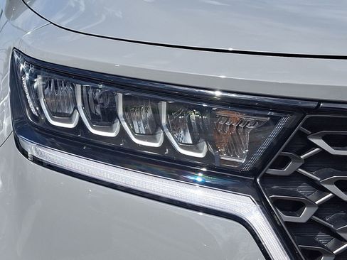 Used 2023 Kia Sorento S AWD/4WD image 9