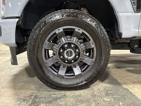 Used 2024 Ford F250 Lariat w/ Lariat Ultimate Package image 10