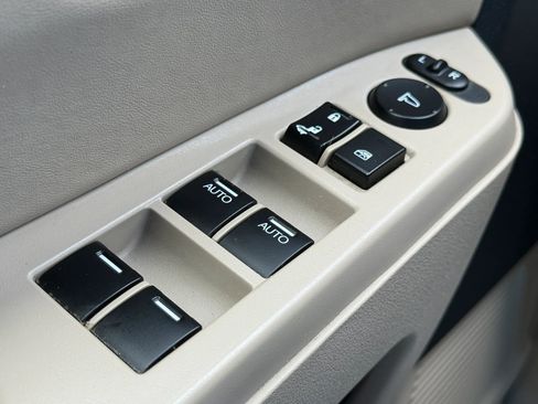 Used 2009 Honda Pilot EX-L image 25