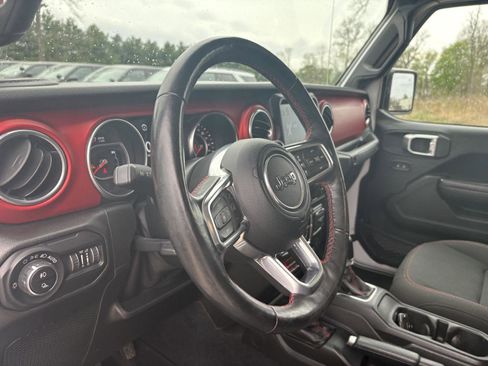 Used 2020 Jeep Gladiator Rubicon AWD/4WD image 8