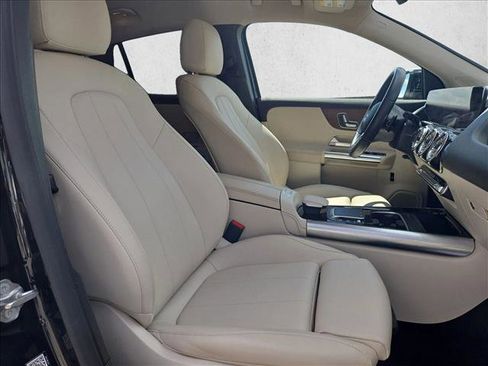 Used 2023 Mercedes-Benz GLA 250 image 19