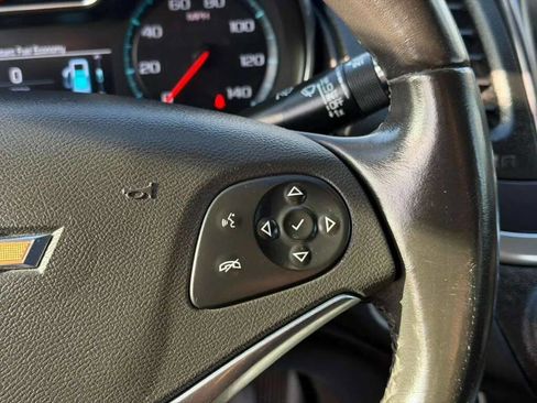 Used 2019 Chevrolet Impala LT image 14