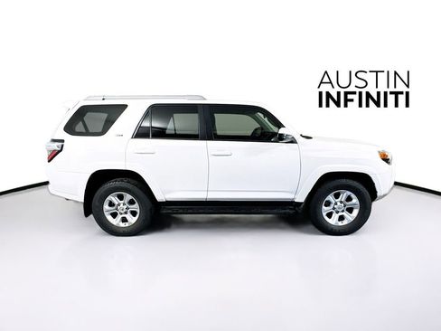 Used 2014 Toyota 4Runner SR5 RWD image 9