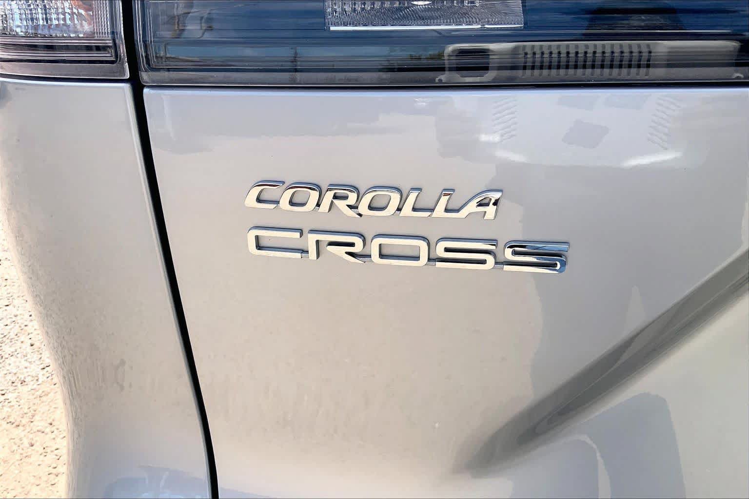 Used 2026 Toyota Corolla Cross LE FWD image 10