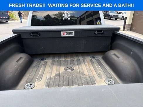 Used 2022 RAM 2500 Big Horn w/ Night Edition AWD/4WD image 5