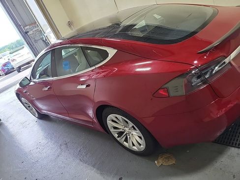 Used 2019 Tesla Model S Performance AWD/4WD image 4