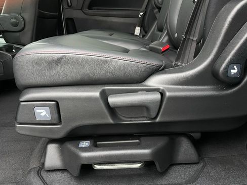 Certified 2023 Honda Odyssey Sport image 40