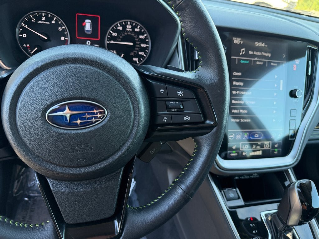 Used 2025 Subaru Outback Onyx Edition AWD/4WD image 17