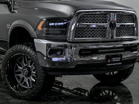 Used 2017 RAM 2500 Laramie image 2