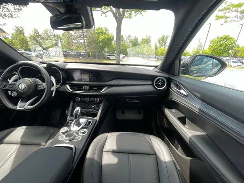 Used 2024 Alfa Romeo Stelvio Sprint AWD/4WD image 18